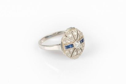 Bague en platine sertie de diamants taille...
