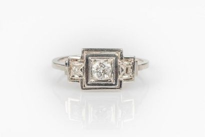 Bague en platine sertie de diamants taille...
