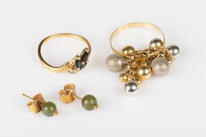 2 bagues et paire de clous d'oreilles en...