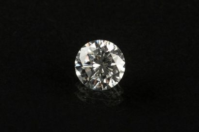 Diamant rond taille brillant sur papier,...