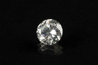 Diamant rond taille brillant sur papier,...