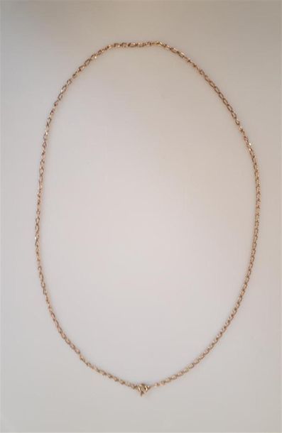 Chaîne en or maille allongée. 5,68 g