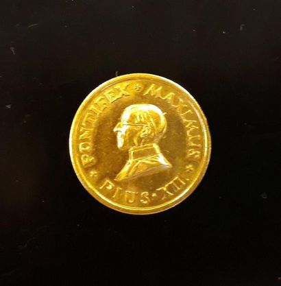 1 Médaille en or: pie XII. 7,97 g, 23 mm...