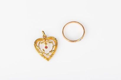 2 bijoux en or sertis de petites pierres:...