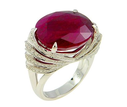 Bague en or blanc, monture moderne sertie...