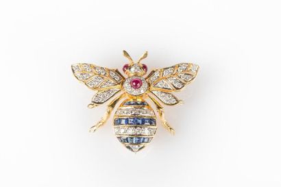Petite broche guêpe en or articulée, entièrement...