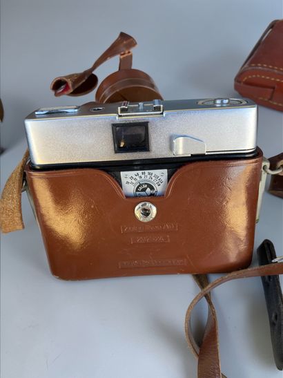Set of four assorted cameras, as-is: Zeiss...