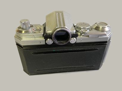 Set of six assorted EDIXA-MAT REFLEX camera...