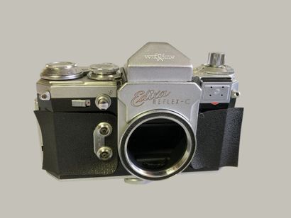 Set of six assorted EDIXA-MAT REFLEX camera...