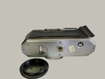 Set of six assorted EDIXA-MAT REFLEX camera...