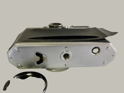 Set of six assorted EDIXA-MAT REFLEX camera...