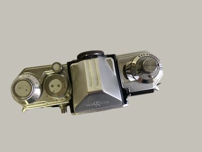 Set of six assorted EDIXA-MAT REFLEX camera...