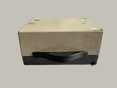 Set of four Leitz projectors, including a...