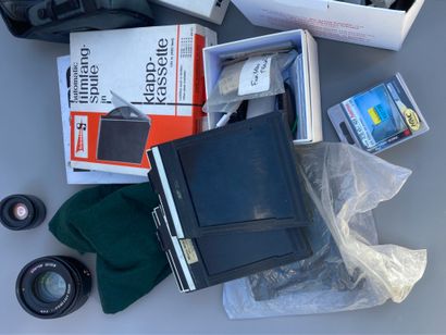 Assorted photographic and audio equipment,...