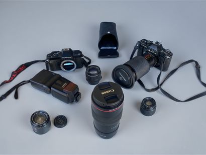 Assortment of miscellaneous photographic...