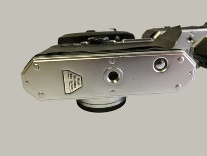 Set of six EDIXA cameras, including five...