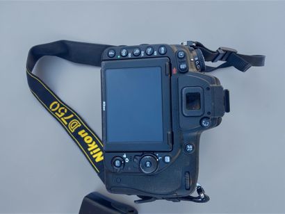 Nikon camera kit. Nikon D750 camera with...