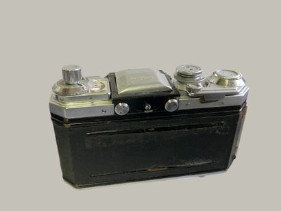Set of six EDIXA cameras, including five...