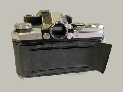 Set of six EDIXA cameras, including five...
