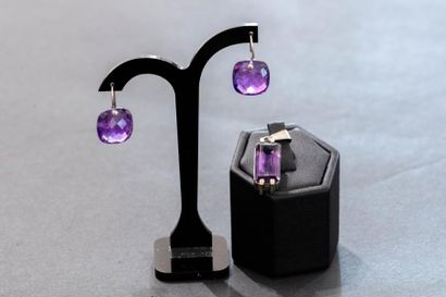 Parure composée d'une paire de pendants d'oreilles...