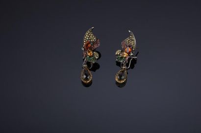 Paire de pendants d'oreilles 