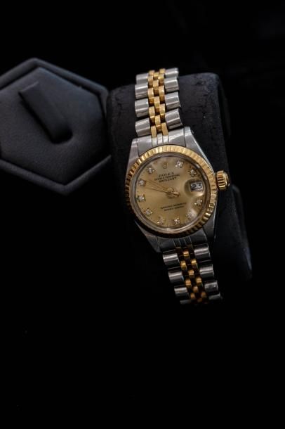 Montre de dame de marque ROLEX modèle OYSTER...