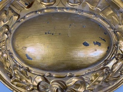 Bailiff's sign in repoussé copper, oval in...