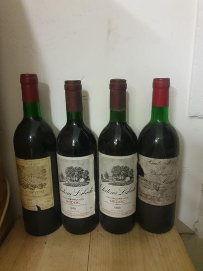 Set of 12 bottles :1 bottle CH. LASSUS, Médoc...