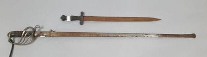 Sabre d'officier 1845 

Fourreau en fer très...