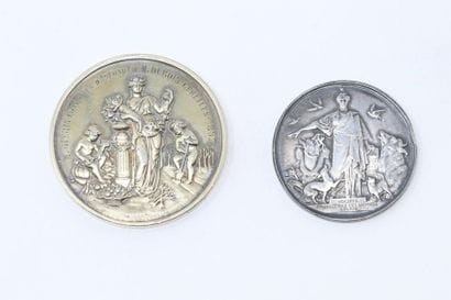 Deux médailles en argent XIXe.

Avers : allégorie...