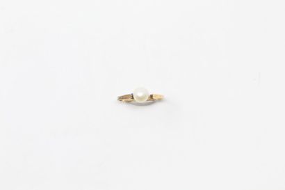 Débris d'or jaune 18k (750) bague ornée d'une...