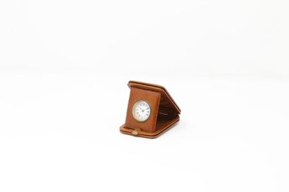 Pendulette de voyage en cuir gold, cadran...