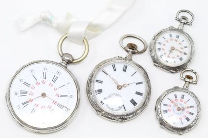 Lot de quatre montres de gousset et col en...