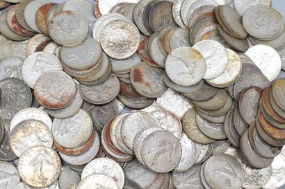 Ensemble de pièces de 50 centimes en argent...