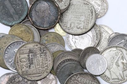 Ensemble pièces en argent majoritairement...