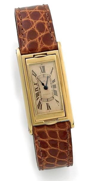 CARTIER, Tank Basculante, années 40 /50
Montre...