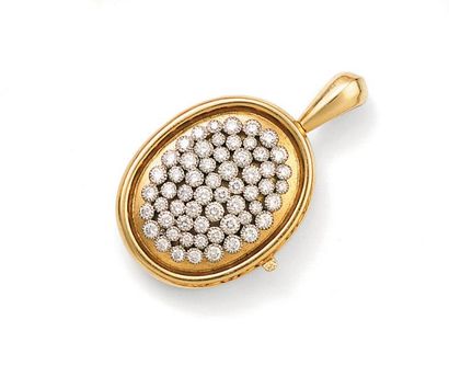 Médaillon pendentif ovale en or jaune double...