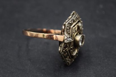 Bague en argent et or rose 9K (375) de forme...