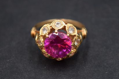 Bague marguerite en or jaune 14K (585) sertie...