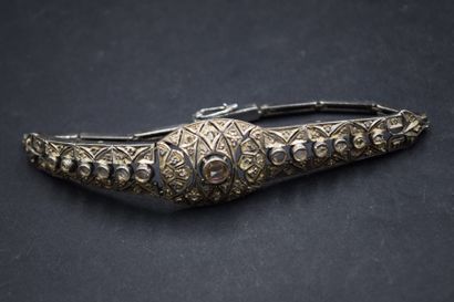 Bracelet articulé en argent à motifs géométriques...