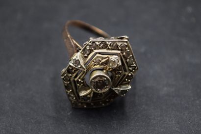 Bague en argent et or rose 9K (375) de forme...
