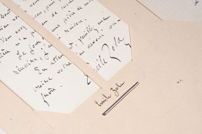 ALBUM D'AUTOGRAPHES.
Album grand in-folio...