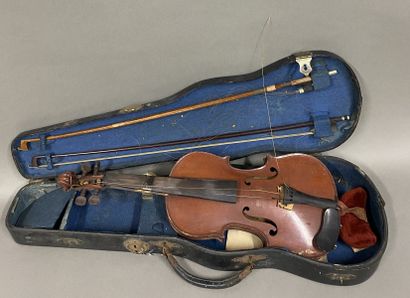 Violon 3/4 de fabrication française MIRECOURT
Etiquette...