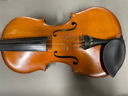 Violon 4/4 de fabrication française de MIRECOURT,...