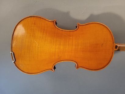 Violon 3/4 de fabrication de MIRECOURT, vers...