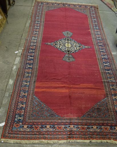 Important KHORASSAN, vers 1900. Velours,...