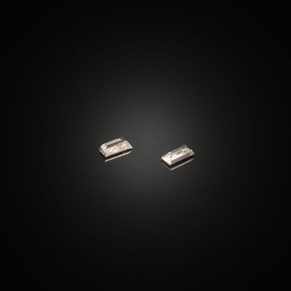 Appairage de deux diamants rectangulaires...