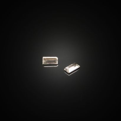 Appairage de deux diamants rectangulaires...