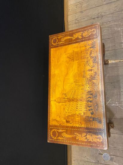 CURIEUSE ET RARE TABLE A JEUX A COMBINAISONS,...