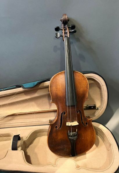 Violon 4/4
Portant étiquette GEBRUDER PLACHT...